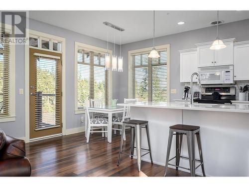 251 Predator Ridge Drive Unit# 18, Vernon, BC - Indoor Photo Showing Kitchen