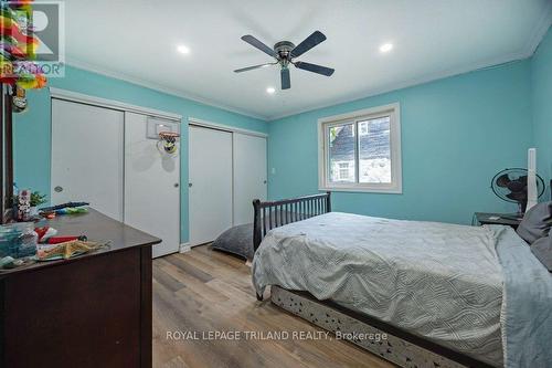 6152 Bostwick Road, Central Elgin (Union), ON - Indoor Photo Showing Bedroom