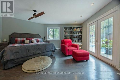 6152 Bostwick Road, Central Elgin (Union), ON - Indoor Photo Showing Bedroom