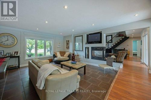 6152 Bostwick Road, Central Elgin (Union), ON - Indoor Photo Showing Living Room With Fireplace