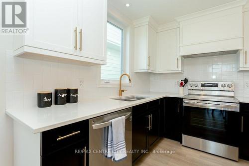 429 George Street, Central Elgin (Port Stanley), ON - Indoor Photo Showing Kitchen With Double Sink With Upgraded Kitchen