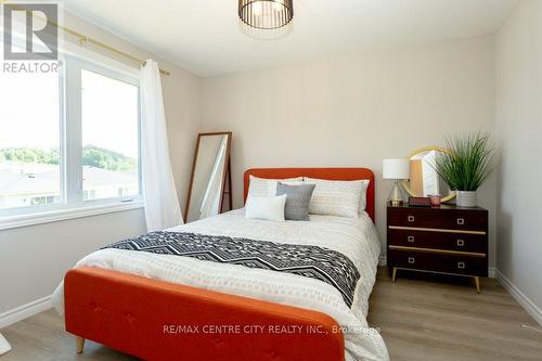 429 George Street, Central Elgin (Port Stanley), ON - Indoor Photo Showing Bedroom