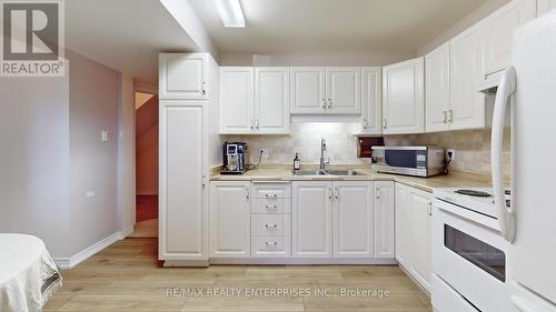 93 Riverlea Road, Brock, ON - Indoor Photo Showing Kitchen With Double Sink