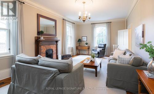 186 Third Street, Collingwood, ON - Indoor Photo Showing Living Room With Fireplace