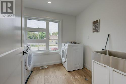 162 Weber Street W, Kitchener, ON - Indoor Photo Showing Laundry Room