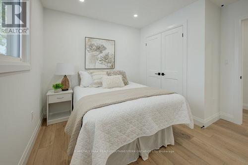 162 Weber Street W, Kitchener, ON - Indoor Photo Showing Bedroom