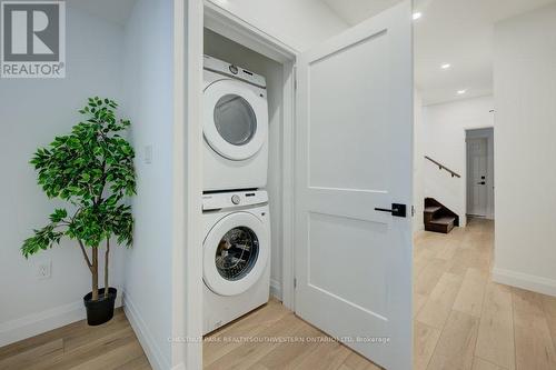 162 Weber Street W, Kitchener, ON - Indoor Photo Showing Laundry Room