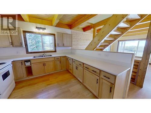 14214 250 Road, Fort St. John, BC - Indoor Photo Showing Kitchen With Double Sink