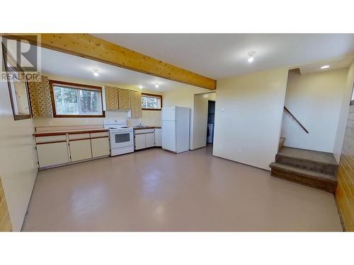 14214 250 Road, Fort St. John, BC - Indoor