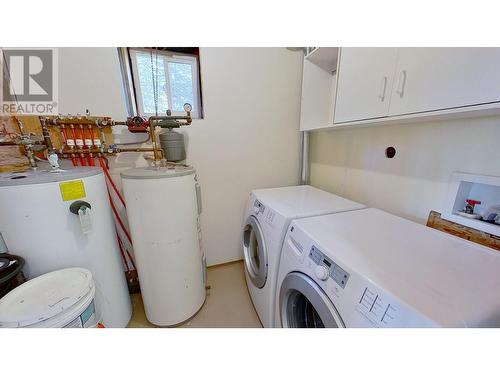 14214 250 Road, Fort St. John, BC - Indoor Photo Showing Laundry Room