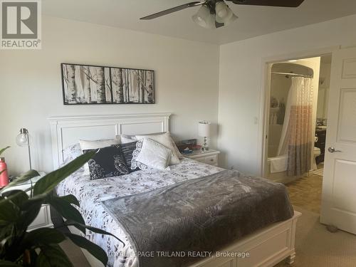 230 Walker Street, Southwest Middlesex (Glencoe), ON - Indoor Photo Showing Bedroom