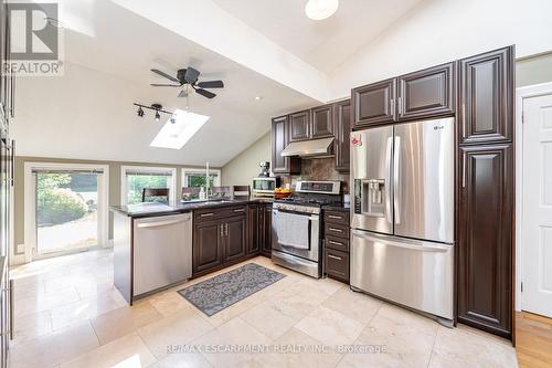 8045 Appleby Line, Milton, ON - Indoor Photo Showing Kitchen With Stainless Steel Kitchen