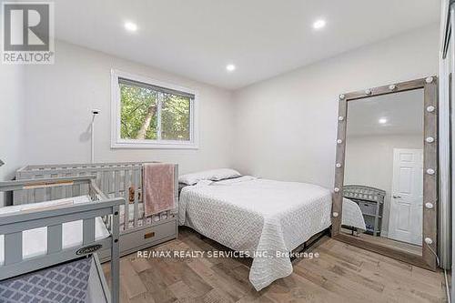 60 Bramhall Circle, Brampton, ON - Indoor Photo Showing Bedroom