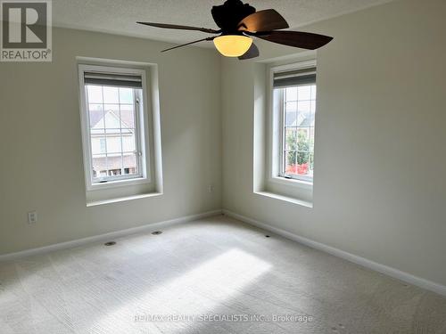 800 Shortreed Crescent, Milton, ON - Indoor Photo Showing Other Room