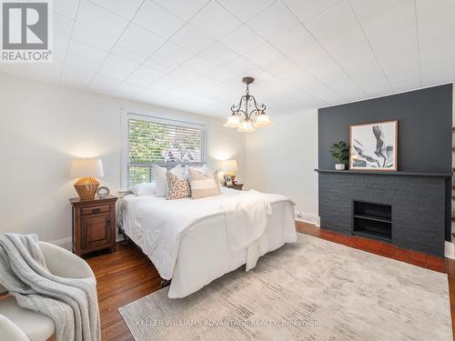 122 Rainsford Road, Toronto, ON - Indoor Photo Showing Bedroom