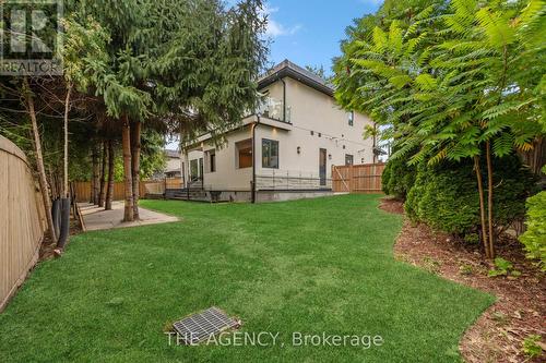 527 Taplow Crescent, Oakville, ON - Outdoor With Deck Patio Veranda