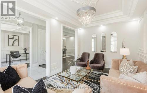 9 Bedouin Crescent, Brampton, ON - Indoor Photo Showing Living Room