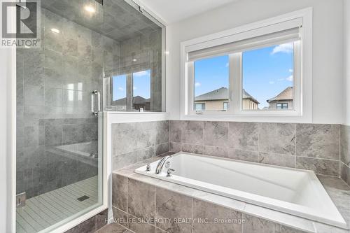 766 Sobeski Avenue, Woodstock, ON - Indoor Photo Showing Bathroom