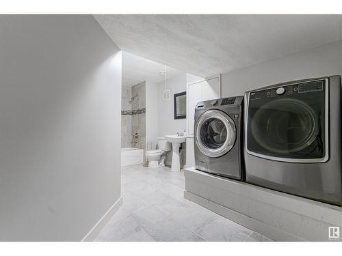 15124 31 St Nw, Edmonton, AB - Indoor Photo Showing Laundry Room