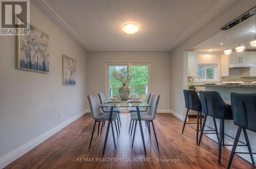 48 Westmount Road S, Waterloo, ON - Indoor Photo Showing Dining Room