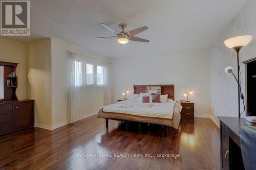 42 Matthew Drive, Vaughan, ON - Indoor Photo Showing Bedroom