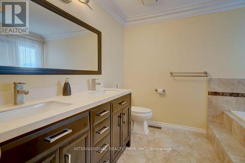 42 Matthew Drive, Vaughan, ON - Indoor Photo Showing Bathroom