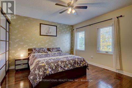 42 Matthew Drive, Vaughan, ON - Indoor Photo Showing Bedroom