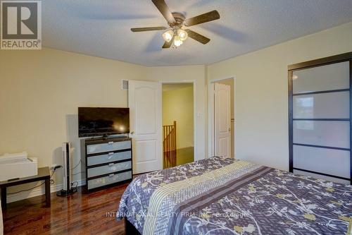 42 Matthew Drive, Vaughan, ON - Indoor Photo Showing Bedroom