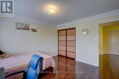 42 Matthew Drive, Vaughan, ON - Indoor Photo Showing Bedroom