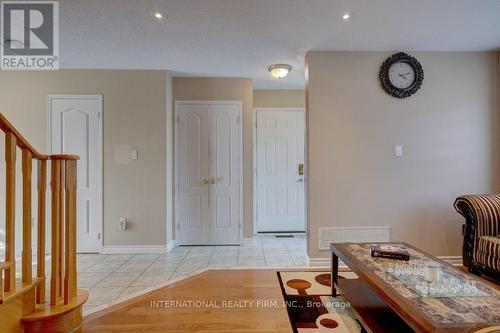 42 Matthew Drive, Vaughan, ON - Indoor Photo Showing Other Room