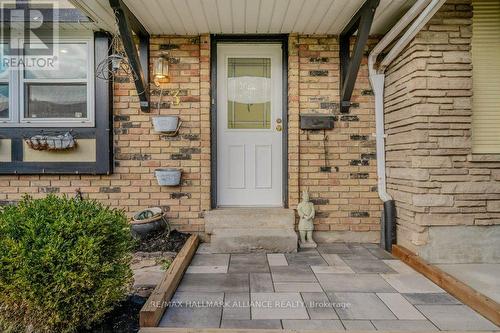 3 - 2228 Upper Middle Road, Burlington, ON - Outdoor