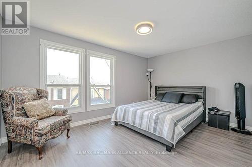 3 - 2228 Upper Middle Road, Burlington, ON - Indoor Photo Showing Bedroom