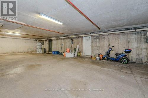 3 - 2228 Upper Middle Road, Burlington, ON - Indoor Photo Showing Garage