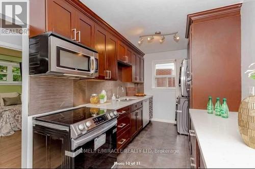 Upper - 199 Allen Street E, Waterloo, ON - Indoor Photo Showing Kitchen