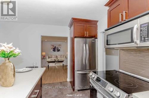 Upper - 199 Allen Street E, Waterloo, ON - Indoor Photo Showing Kitchen