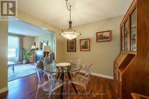 760 Berkshire Drive, London, ON - Indoor Photo Showing Dining Room