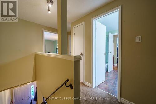 760 Berkshire Drive, London, ON - Indoor Photo Showing Other Room