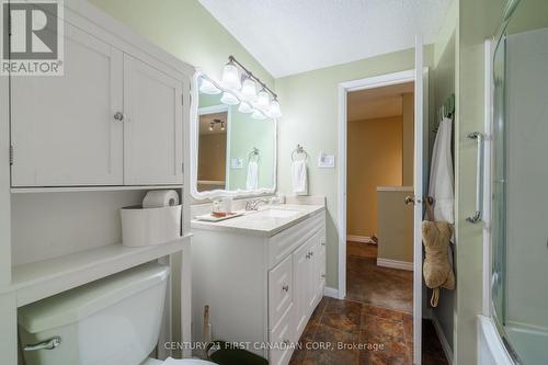 760 Berkshire Drive, London, ON - Indoor Photo Showing Bathroom