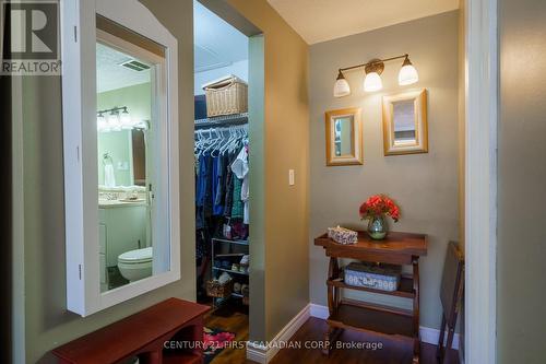 760 Berkshire Drive, London, ON - Indoor Photo Showing Other Room