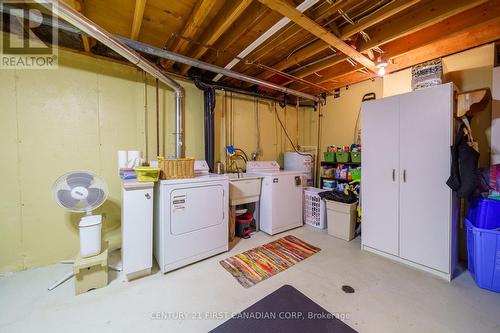 760 Berkshire Drive, London, ON - Indoor Photo Showing Laundry Room