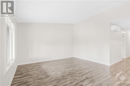 290 Masters Lane Unit#212, Rockland, ON - Indoor Photo Showing Other Room