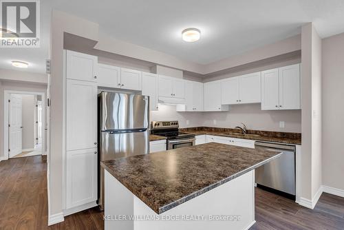 249 Zenith Private, Ottawa, ON - Indoor Photo Showing Kitchen With Double Sink