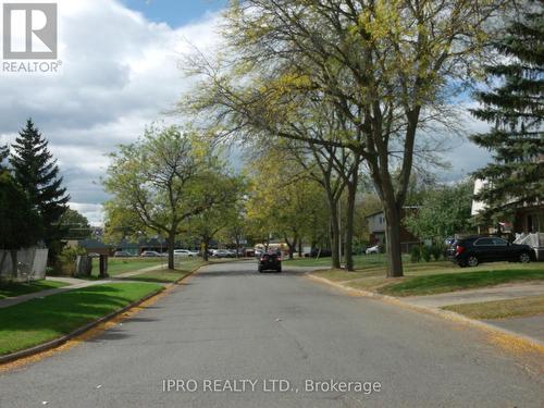 3376 Cattell Drive, Niagara Falls, ON - Outdoor With View