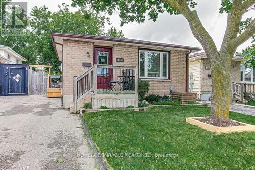 116 Poplar Court, London, ON - Outdoor