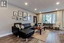 116 Poplar Court, London, ON  - Indoor Photo Showing Living Room 