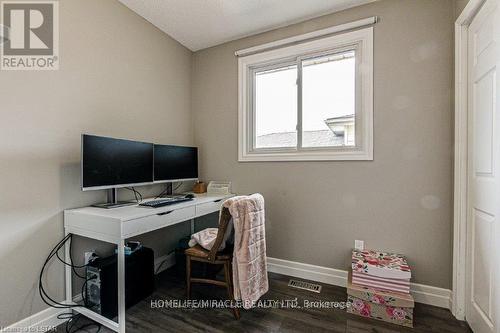 116 Poplar Court, London, ON - Indoor Photo Showing Office