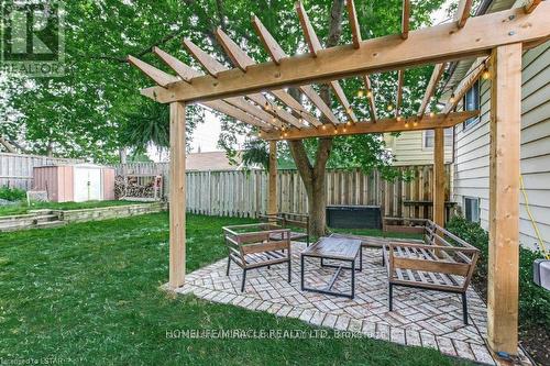 116 Poplar Court, London, ON - Outdoor