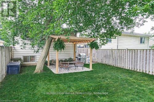 116 Poplar Court, London, ON - Outdoor