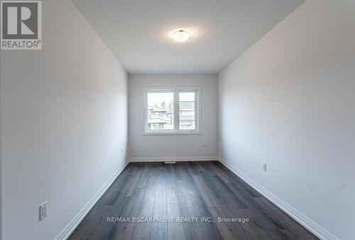 22 - 106 Court Drive, Brant, ON - Indoor Photo Showing Other Room