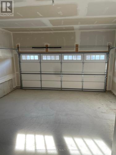 260 Beechwood Forest Lane, Gravenhurst, ON - Indoor Photo Showing Garage